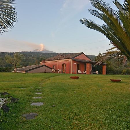 Villa Marabbecca Piedimonte Etneo Bagian luar foto